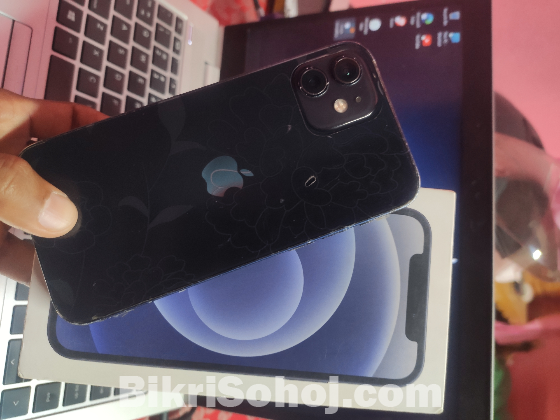 Iphone 12  4/128